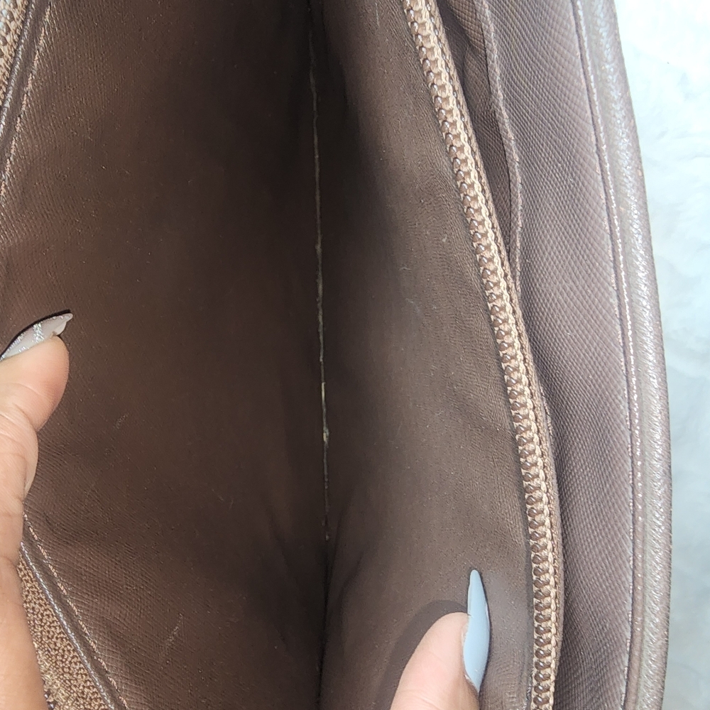 Vinatge Burberry Green and Brown Shoulder Bag - Picture 9 of 11